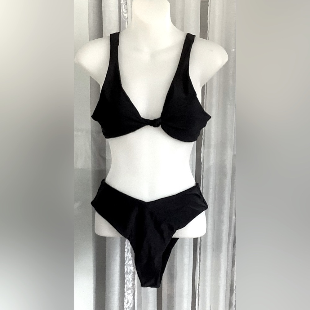 NWOT BLACK BIKINI SET